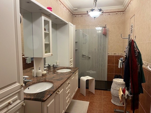 Ruim appartement met 2 slaapkamers en groot terras 