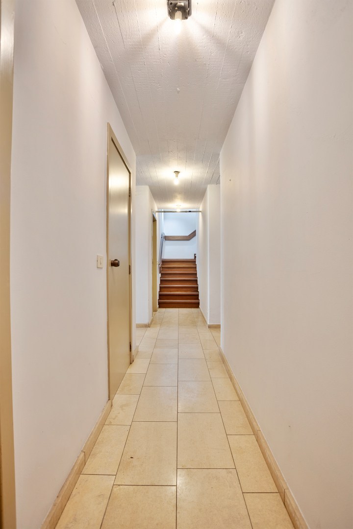 Ruime woning in een doodlopende straat met 4 slaapkamers, 2 badkamers op een prachtig perceel vlak bij het Meerdaalwoud 