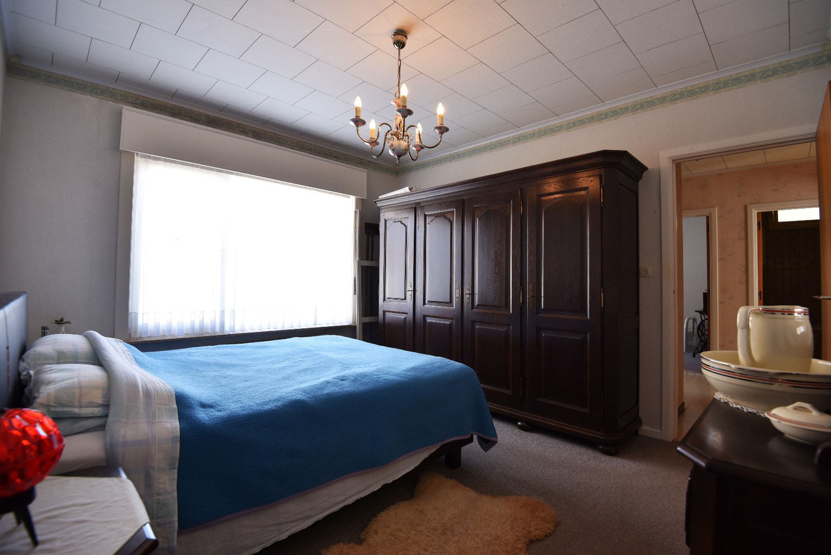 Grondig te renoveren woning  mooi gelegen te Adegem 