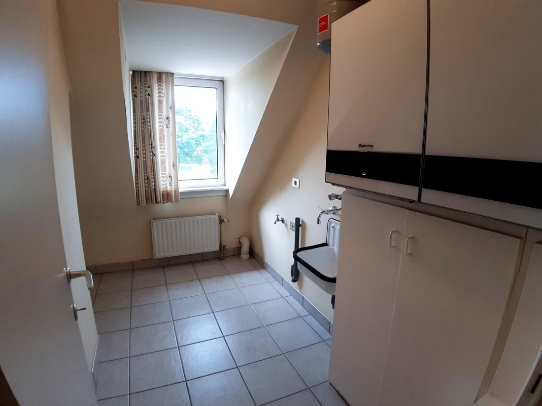 Ruim appartement op de 2de verdieping te Achel 