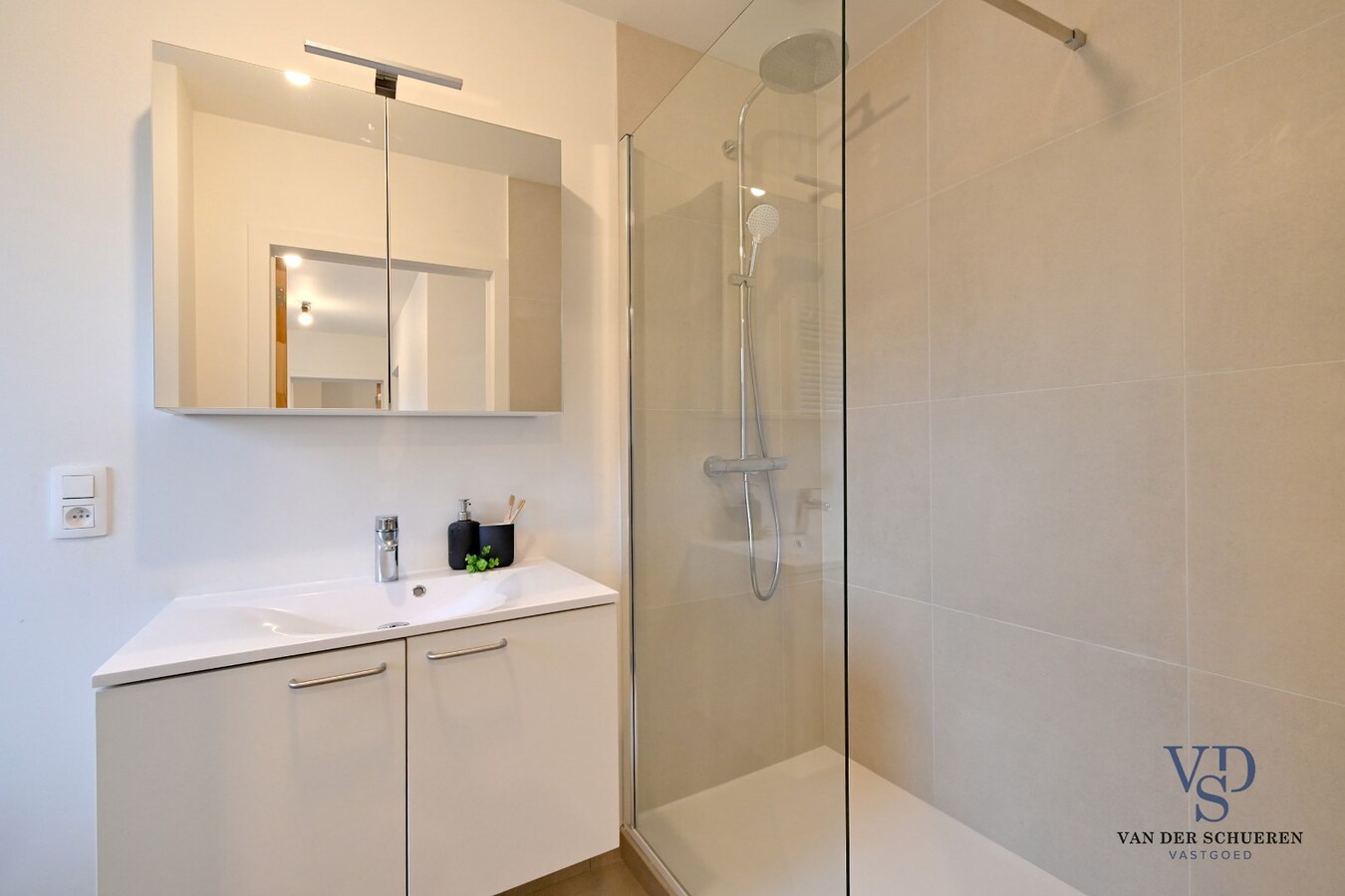 Volledig gerenoveerde Half Open Bebouwing 