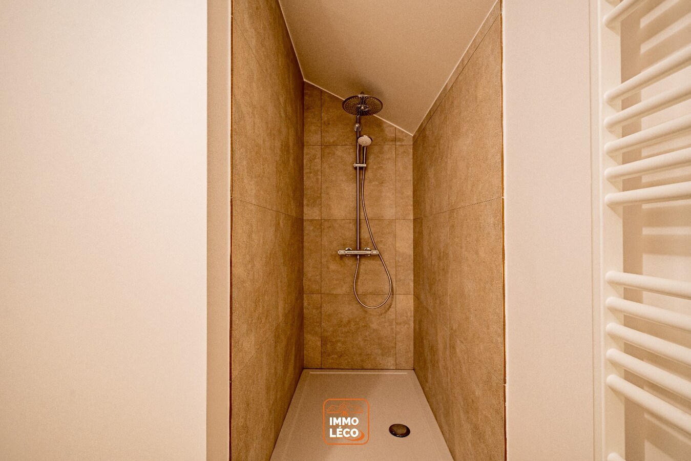 Appartement neuf 2 chambres avec terrasse privative et emplacement de parking, COUP DE CŒUR ! 