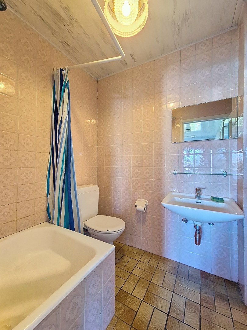 Gezellige HOB met 3 slaapkamers, tuin en garage 