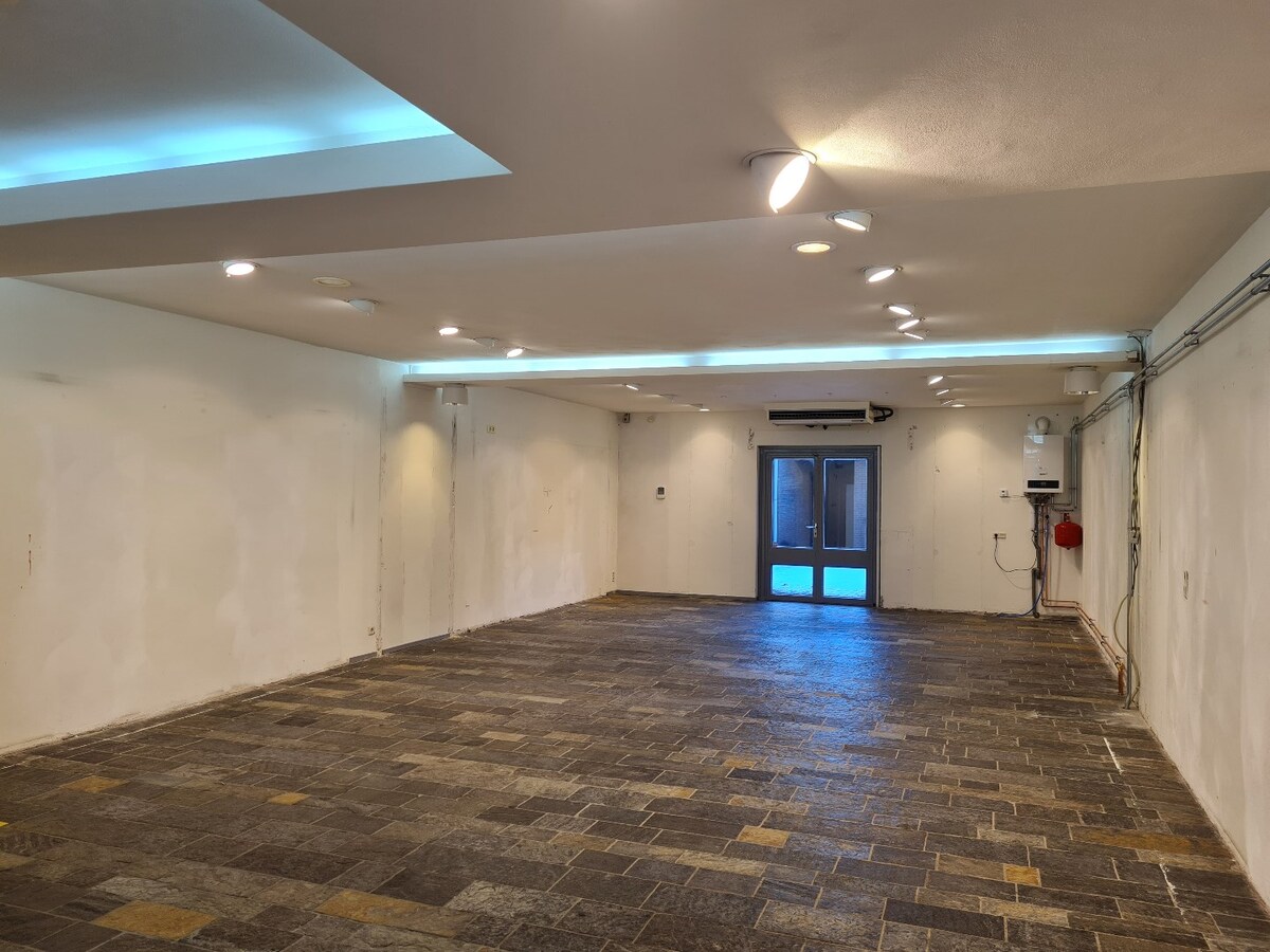 Gunstig gelegen winkelruimte in het bruisende hart van de Kempen 