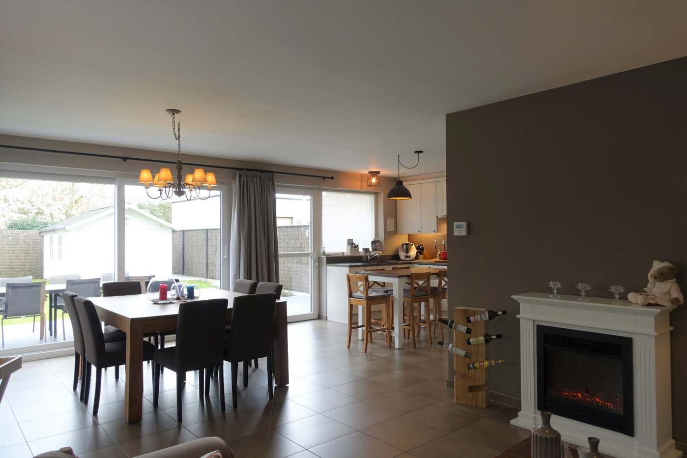 Prachtige halfopen woning in rustige woonwijk 