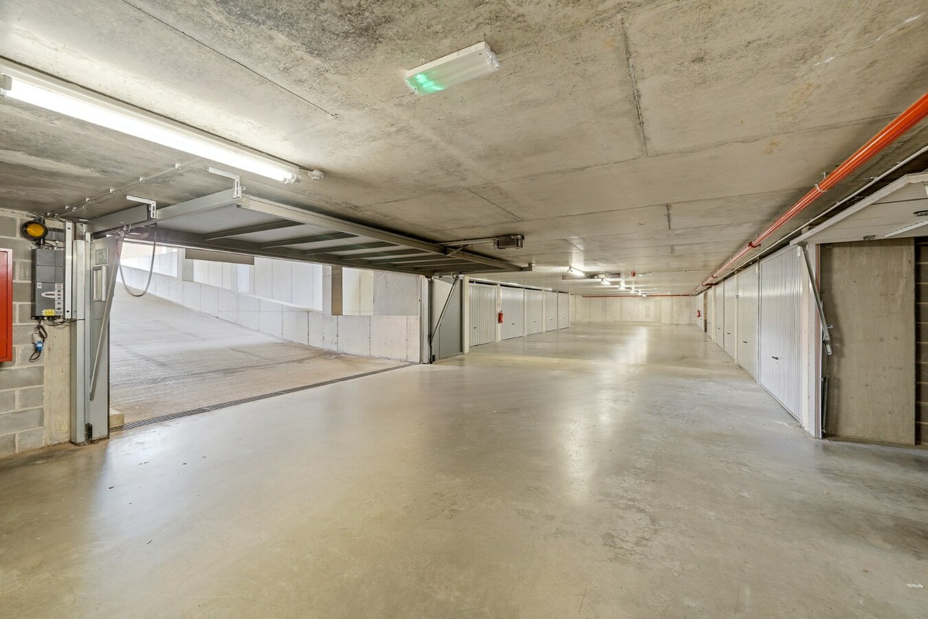 Te koop garage box - Oostende