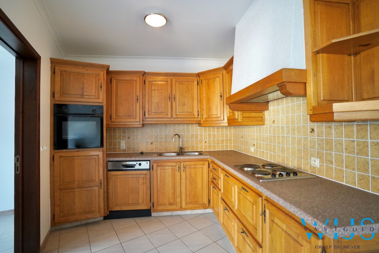 Instapklaar tweeslaapkamer appartement te Gent ! 