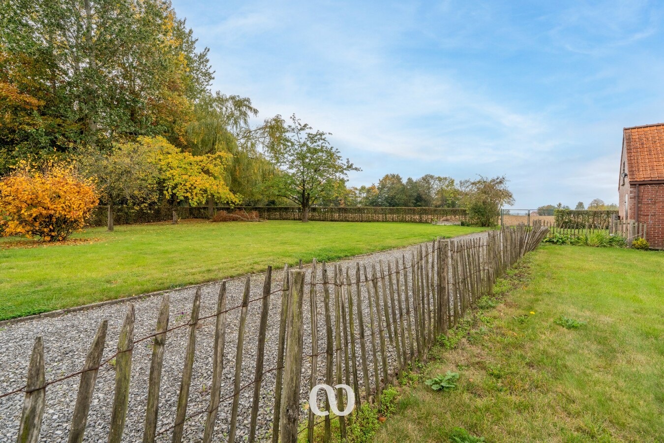 Subliem gelegen gerenoveerde hoeve 