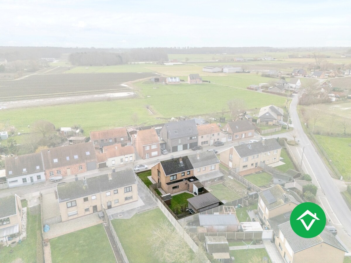 Instapklare woning met 3 slaapkamers en garage te Koekelare 