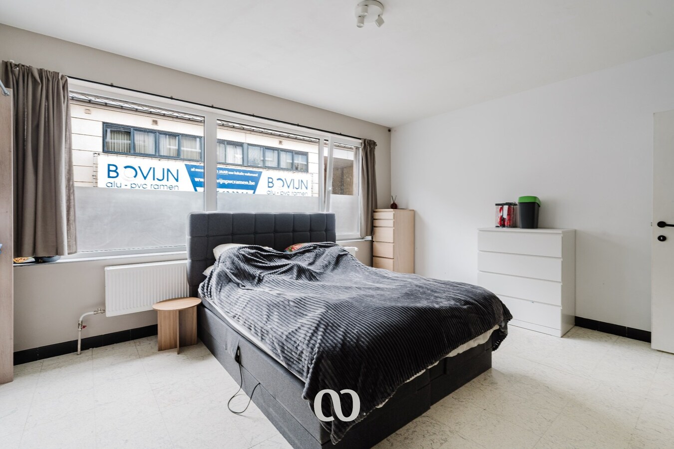 Gerenoveerd, ruim appartement op centrale ligging 