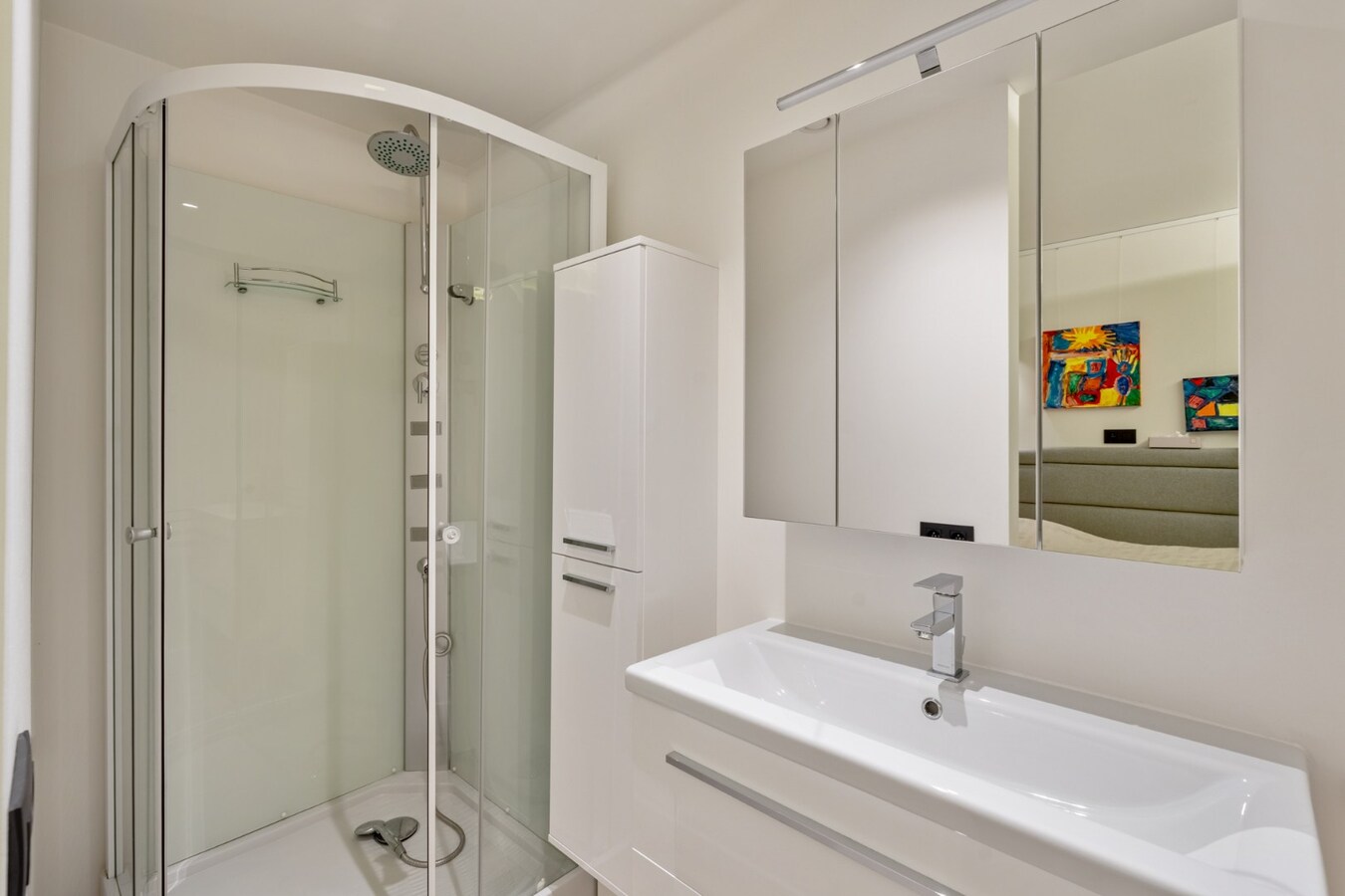 Uniek landhuis op een perceel van +/- 27 are in een GROENE oase 