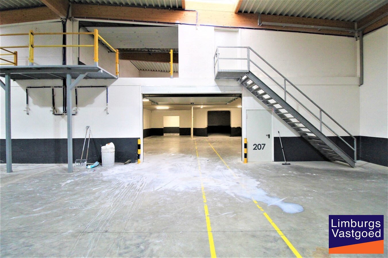 METIO - KMO UNIT 133 - 57,75 m² - sectionaal poort - nabij E-313 
