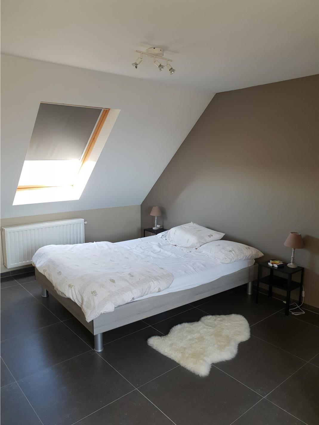 Duplex appartement met 2 slpks, terras en garage te Maldegem 