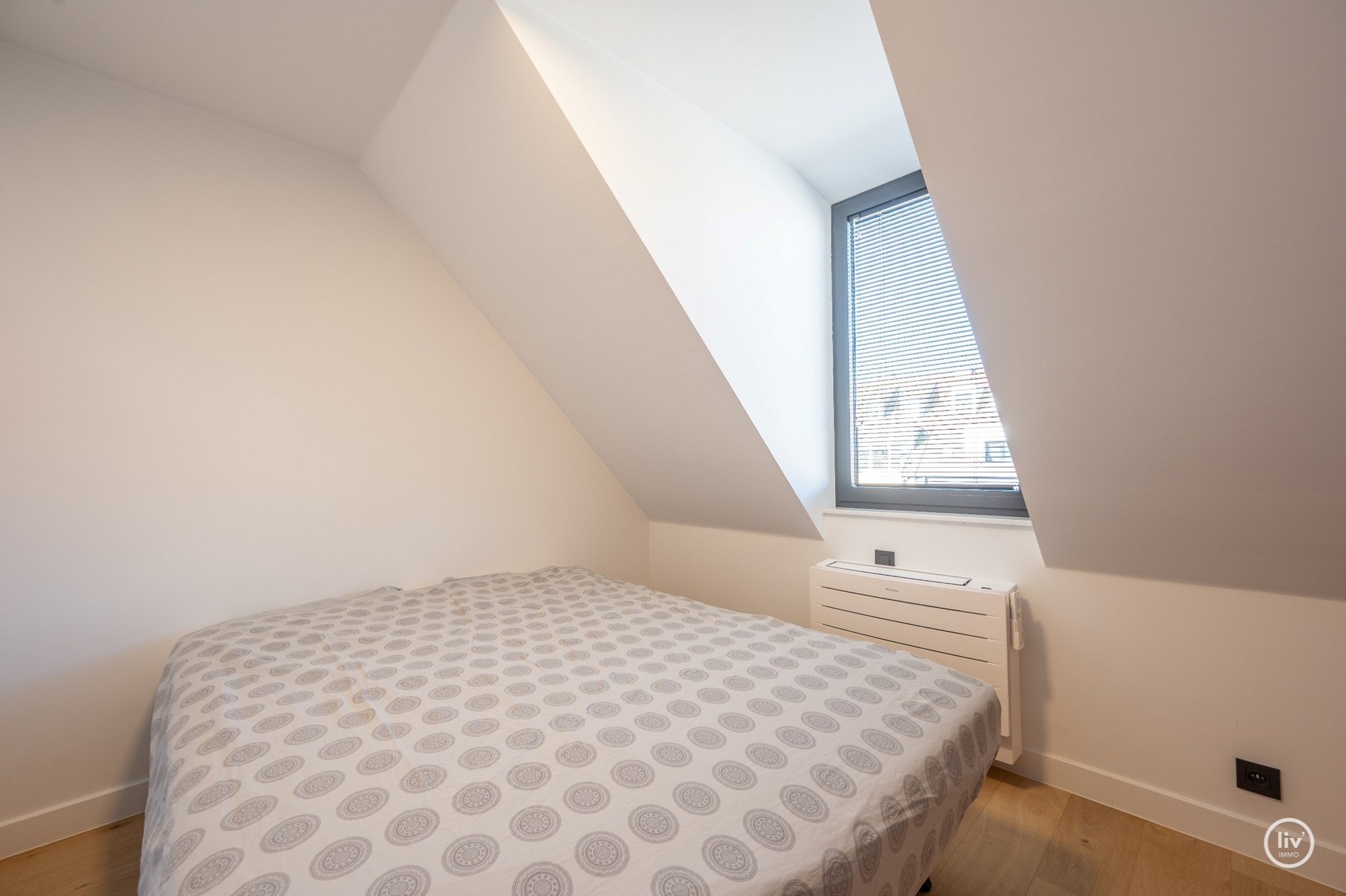 Élégant et récemment rénové duplex appartement au cœur de Knokke. 