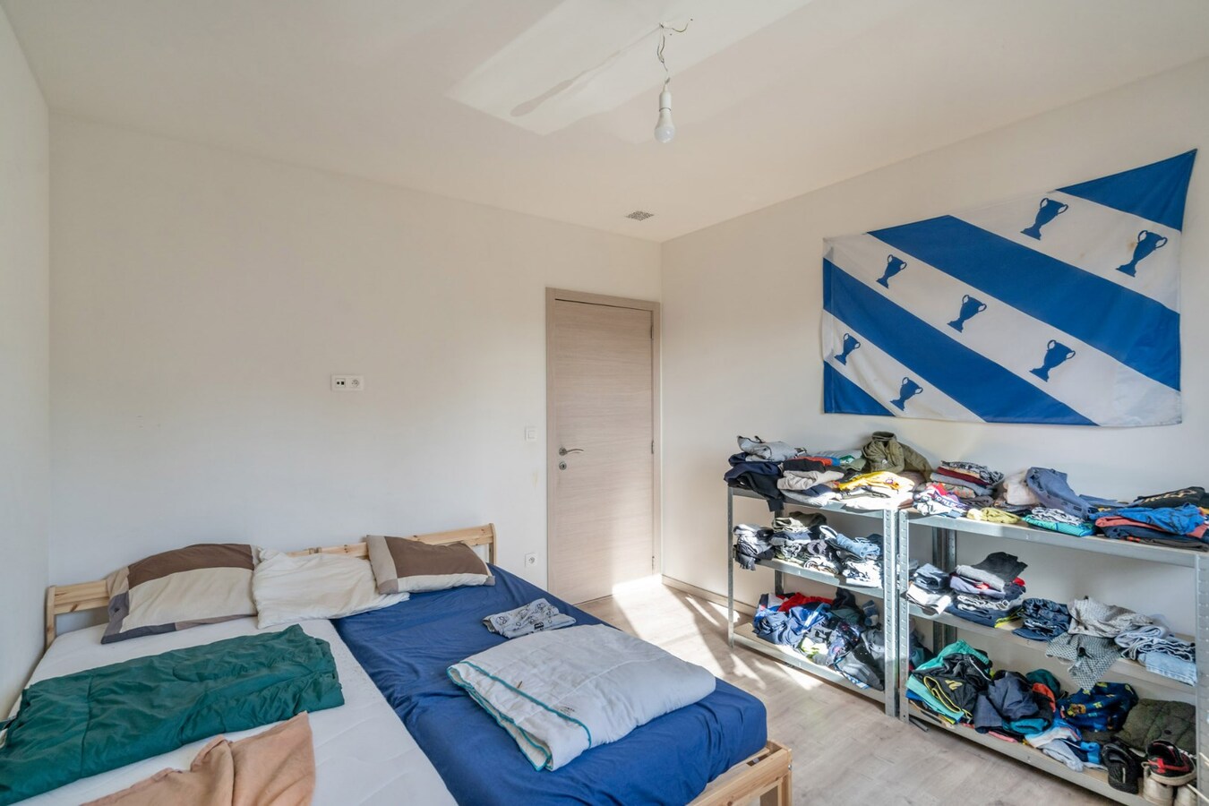 Modern 2 slaapkamer appartement met ondergrondse parkeerplaats. 