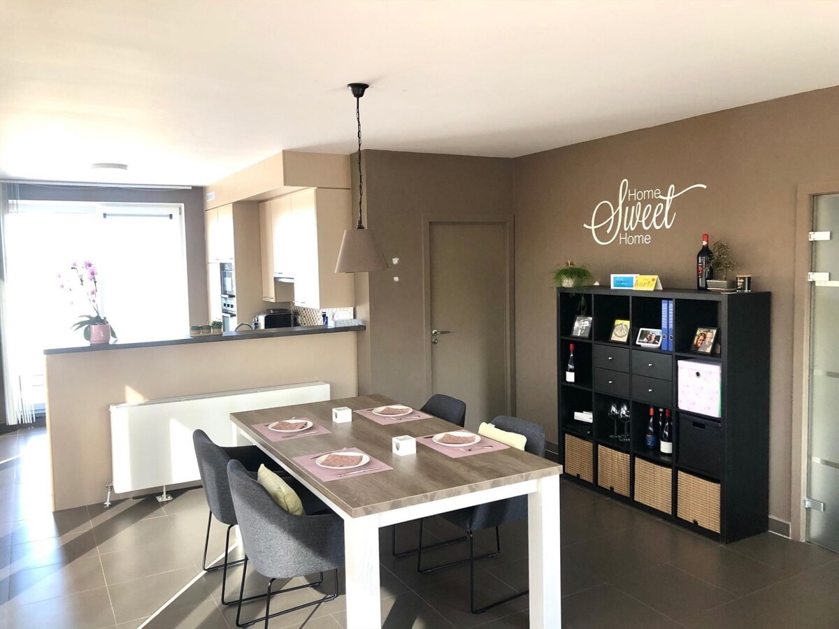 Prachtig dakappartement met panoramisch zicht over Houthulst 