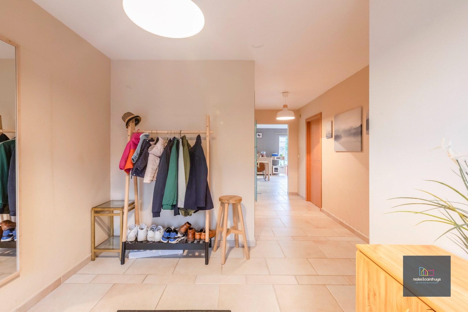 Gunstig gelegen ruime bungalow in Mariakerke met tuin 