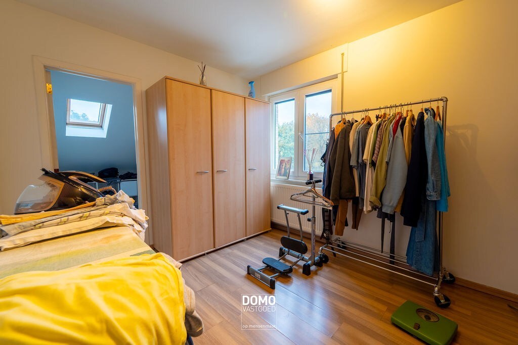 INSTAPKLAAR DUPLEXAPPARTEMENT MET TERRAS EN AUTOSTANDPLAATS IN HEUSDEN-ZOLDER 