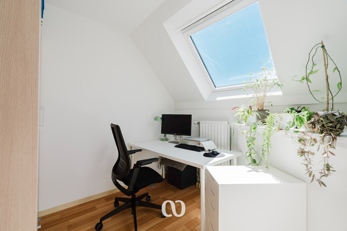 Instapklaar appartement met groot terras 