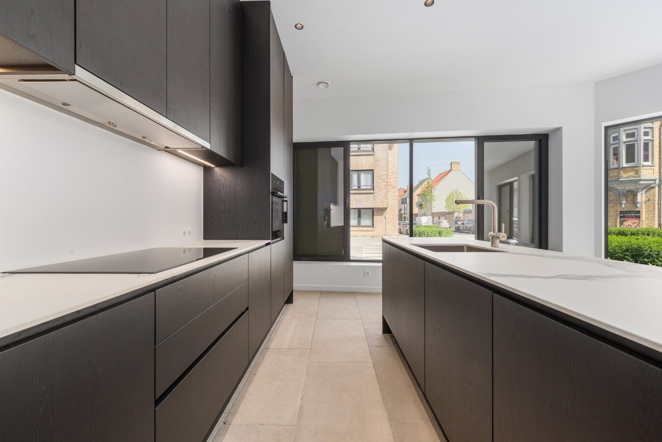 Luxueuze totaalrenovatie | ruim 2 slaapkamer appartement 