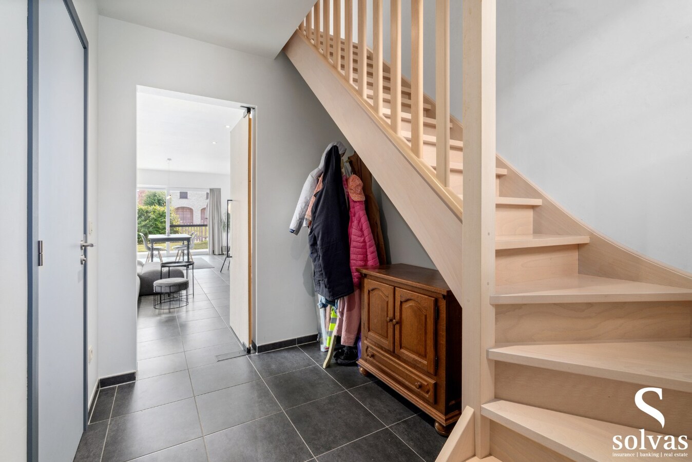 IN OPTIE: Recente halfopen bebouwing in rustige woonwijk 