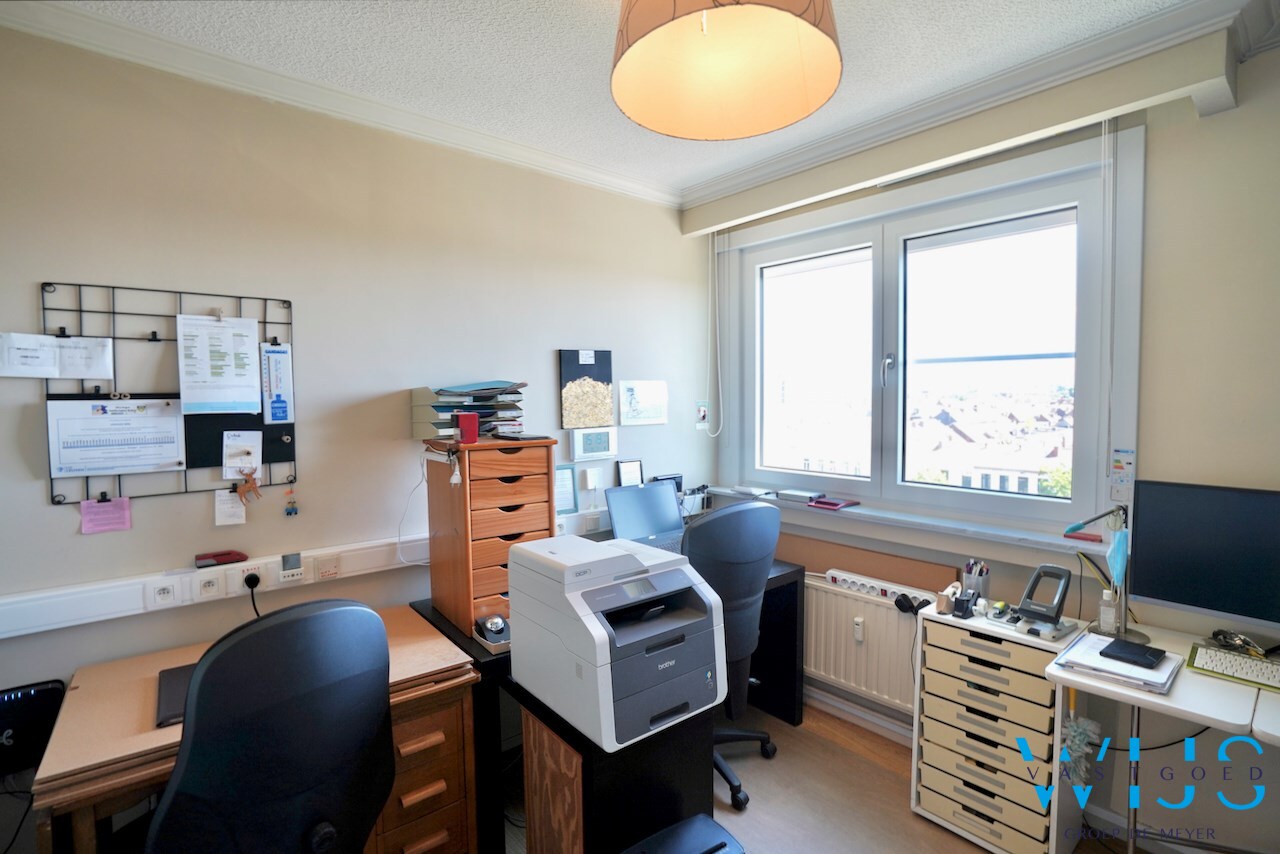 Instapklaar lichtrijk appartement te GENT 