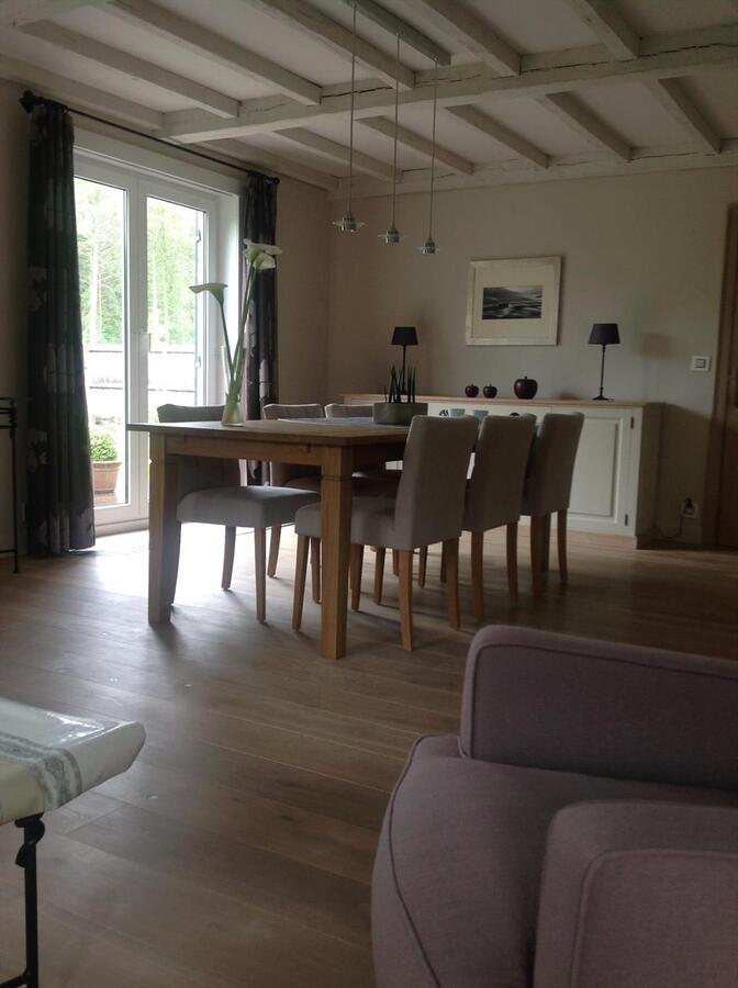 Alleenstaande woning met 4 slaapkamers te Ichtegem 