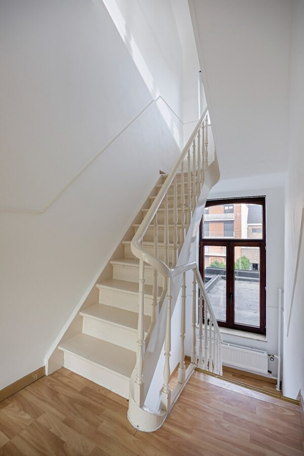 Instapklare stadswoning met 4 slaapkamers in Tienen 