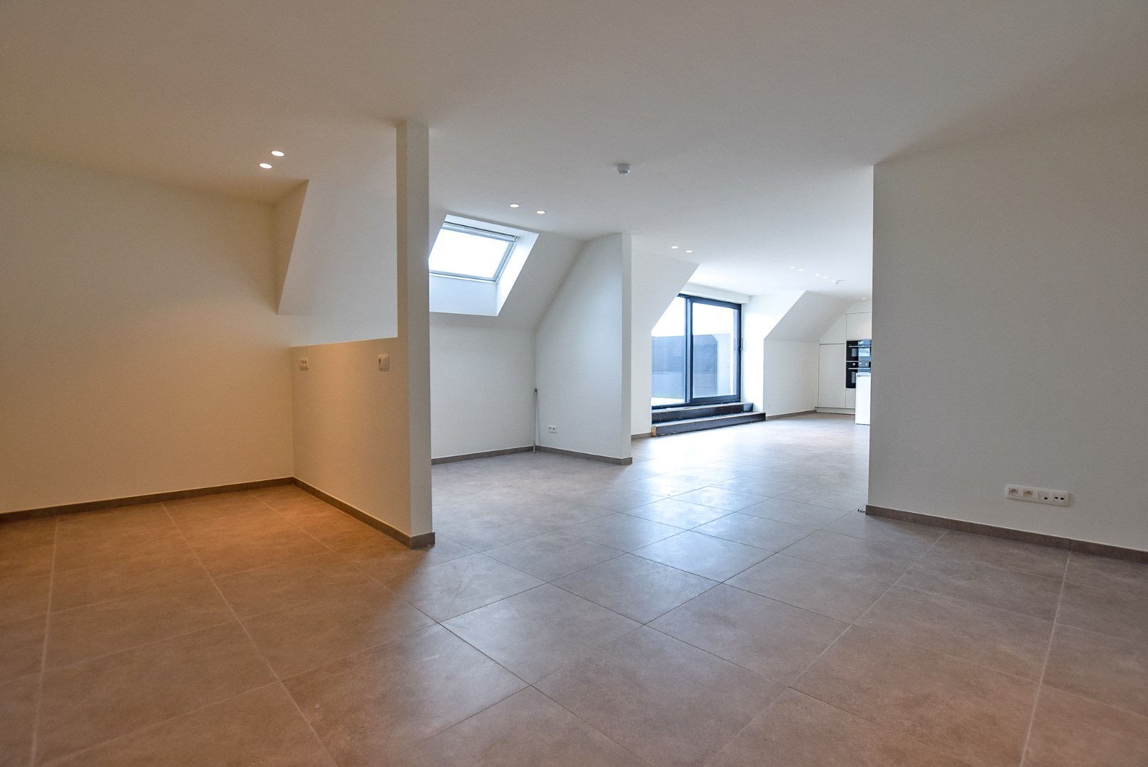 Ruim 2-slaapkamerappartement (129m²) te Leke (Diksmuide). 