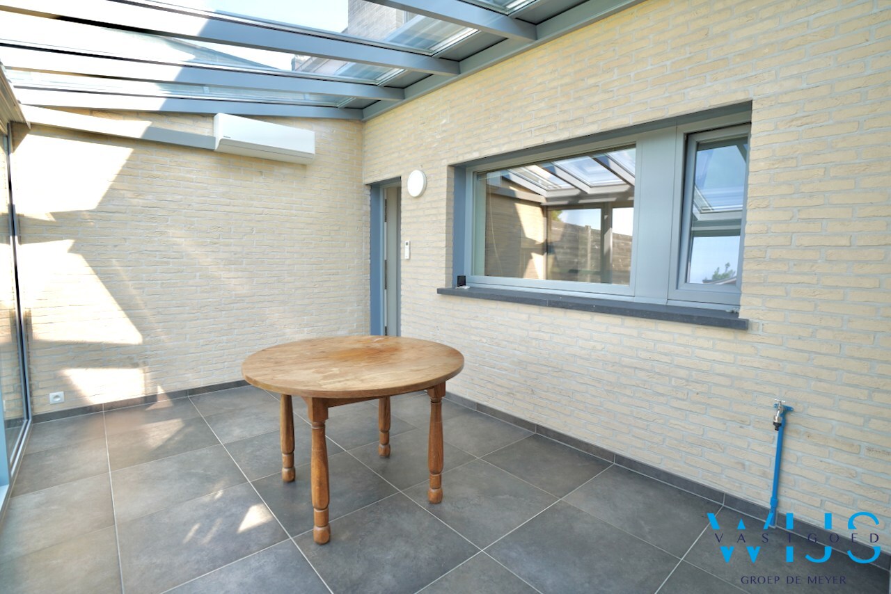 Instapklare woning met 3 slaapkamers in het hart van Bassevelde 