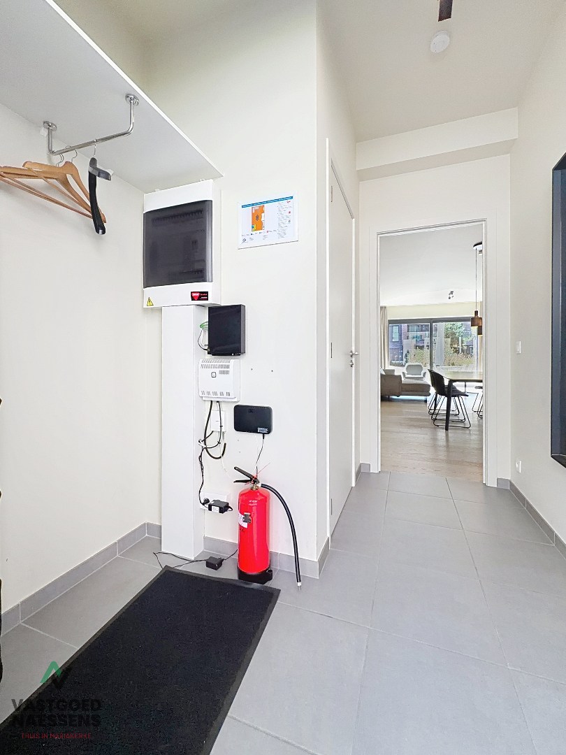 SCHITTEREND DUPLEX-APPARTEMENT – 3 SLPK – 2 BADKAMERS – ZONNIG TERRAS 