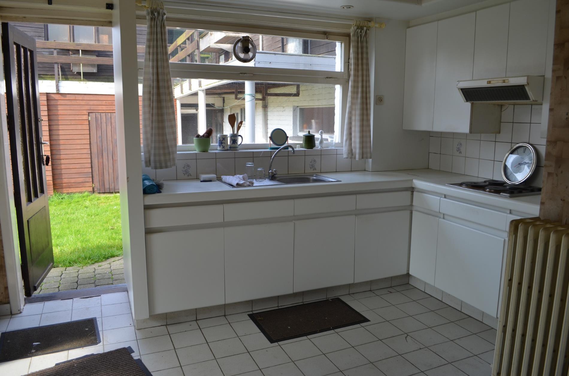 Te renoveren woning te Waarschoot 