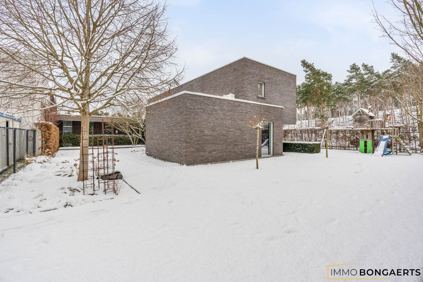 Moderne woonst met 4 slaapkamers 