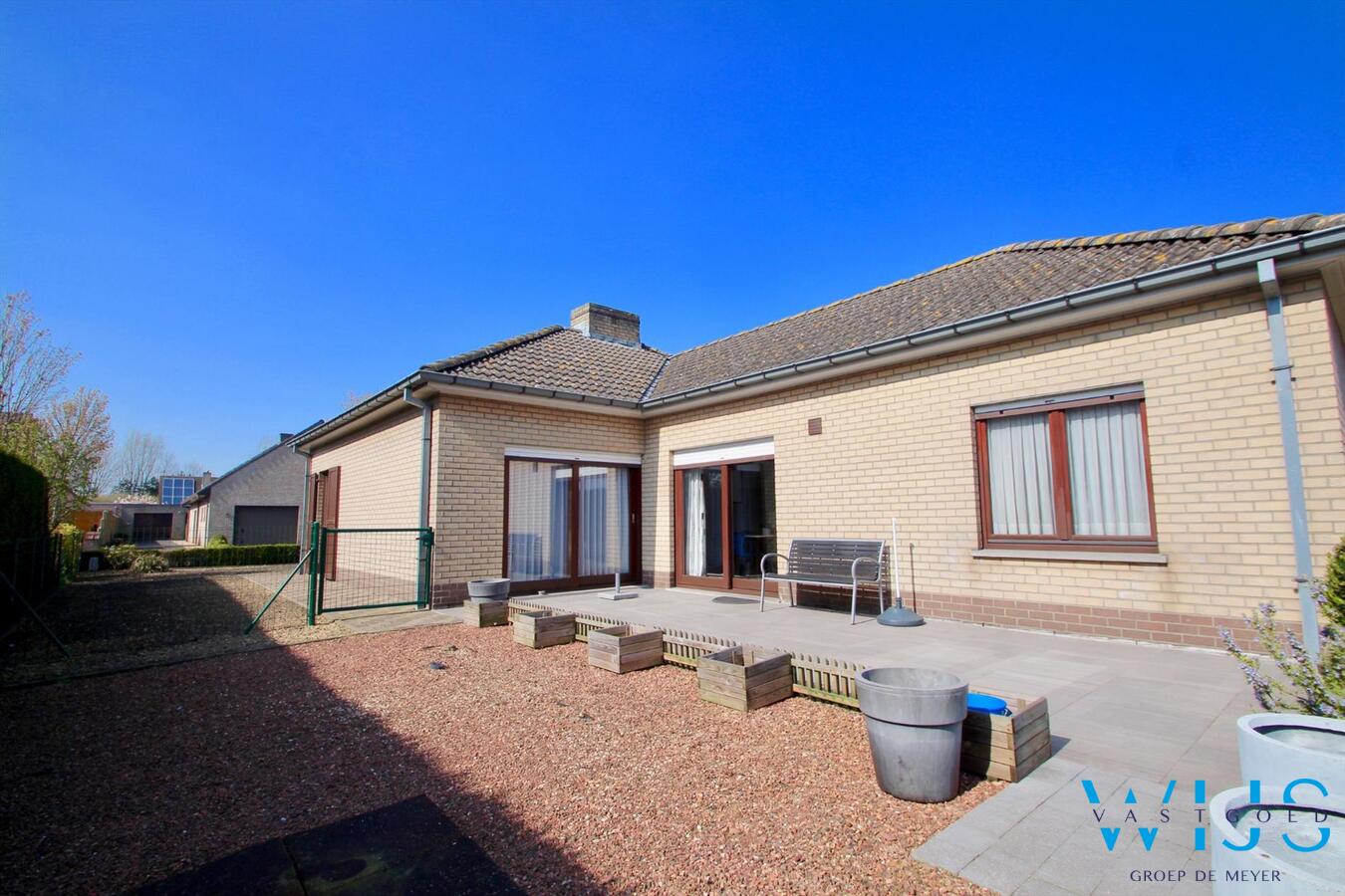 Gezellige goed onderhouden bungalow op een mooi perceel 