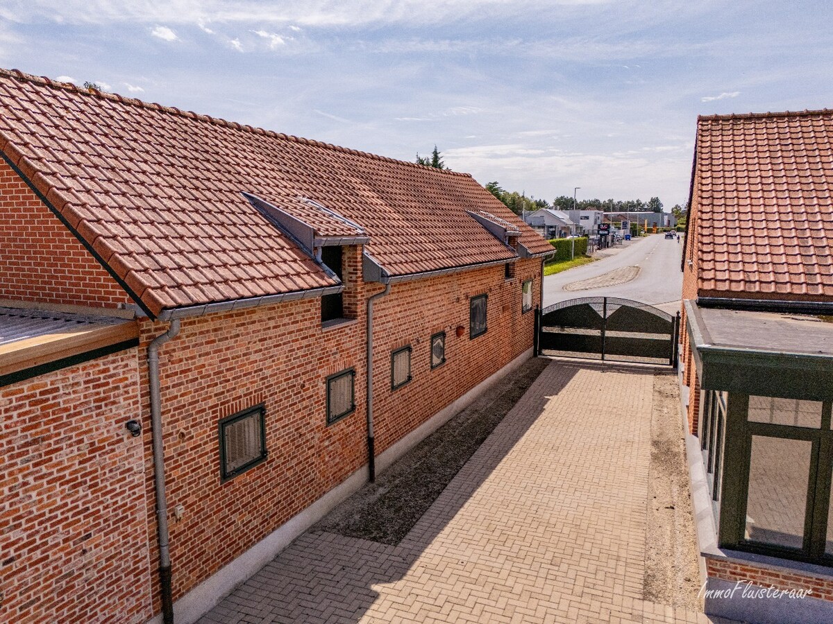 Uniek gelegen karaktervolle hoeve met twee stalgebouwen op ca. 2,4ha in Alken 