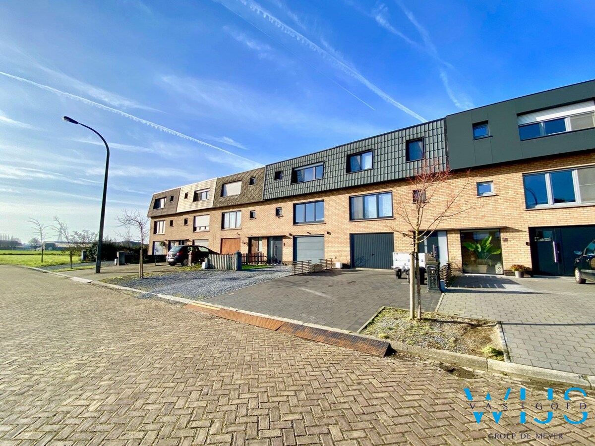 Bel-étage met 3 slaapkamers en tuin te ERTVELDE ! 