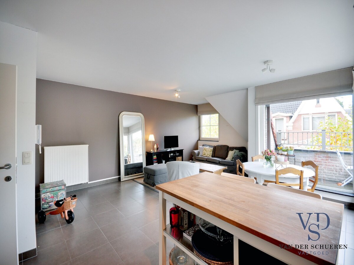 2 slpk-appartement in hartje Dikkelvenne 