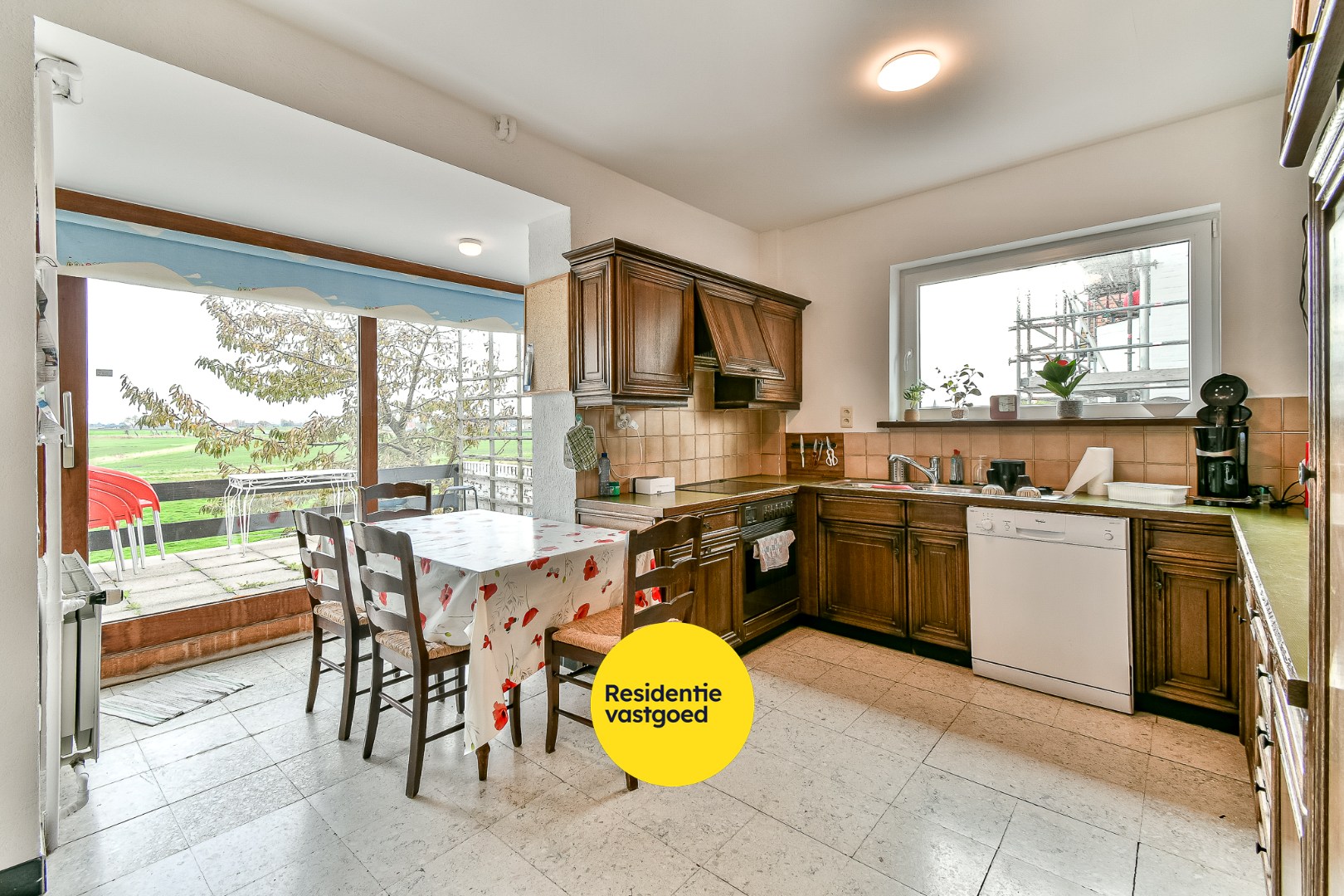 Karaktervolle villa met prachtig vergezicht op wandelafstand van zee 