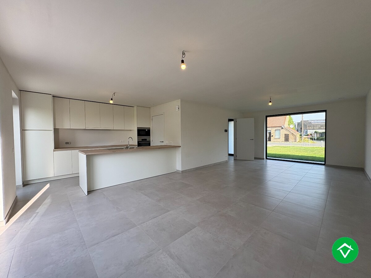 TE HUUR – Energiezuinige nieuwbouwwoning met tuin 