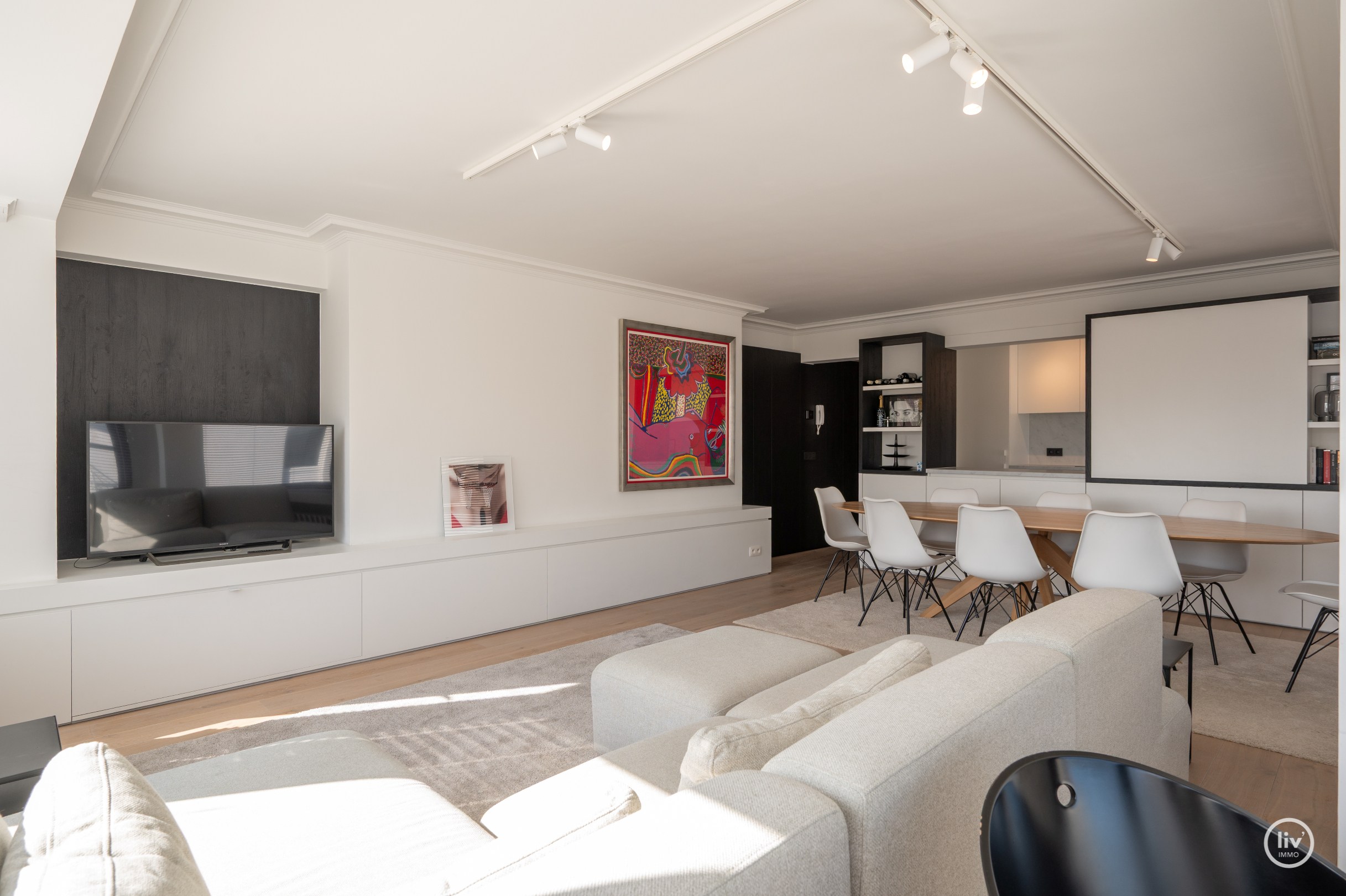 Volledig afgewerkt Hoekappartement + studio centraal gelegen in Knokke 