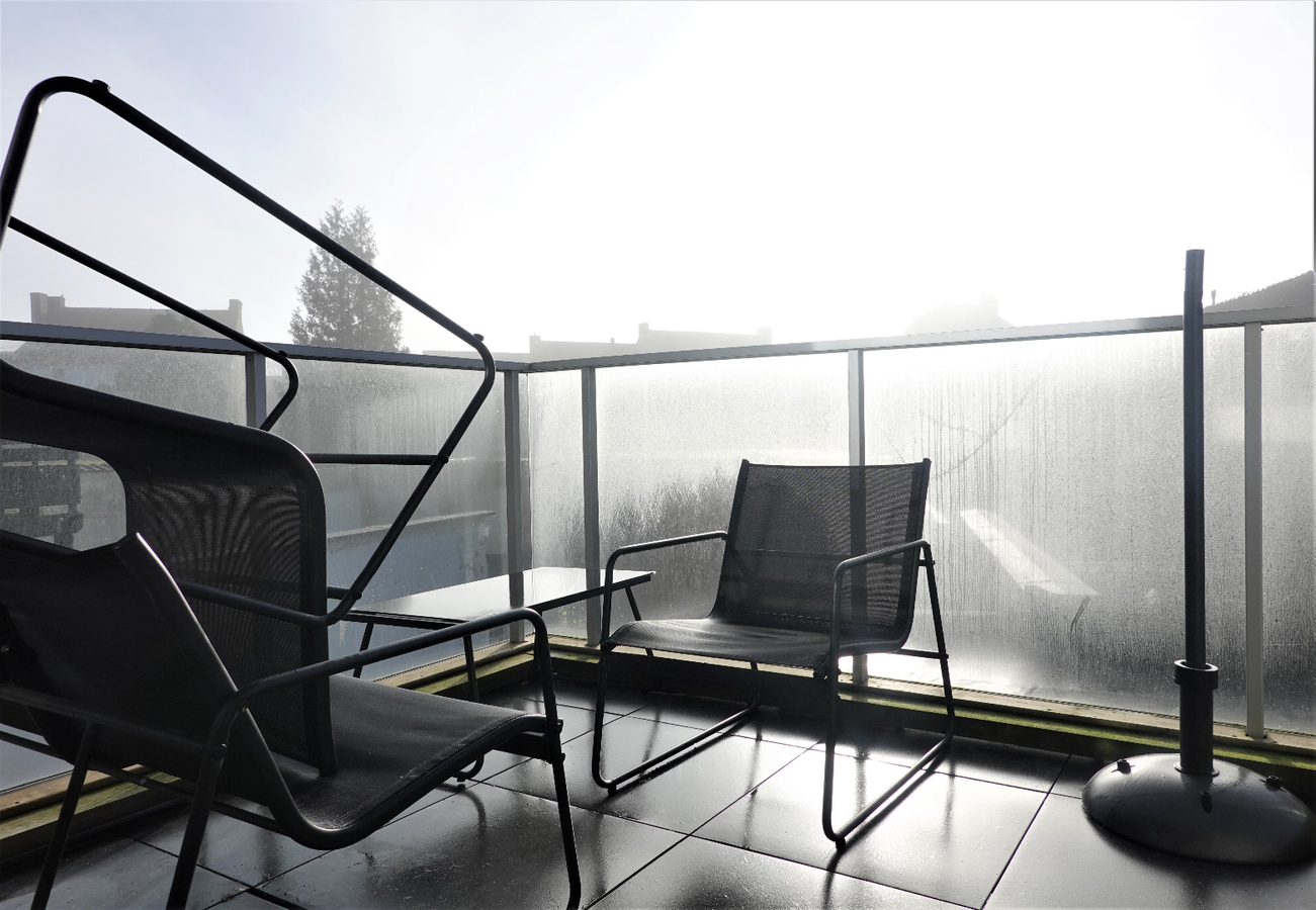 Duplex appartement met garage 