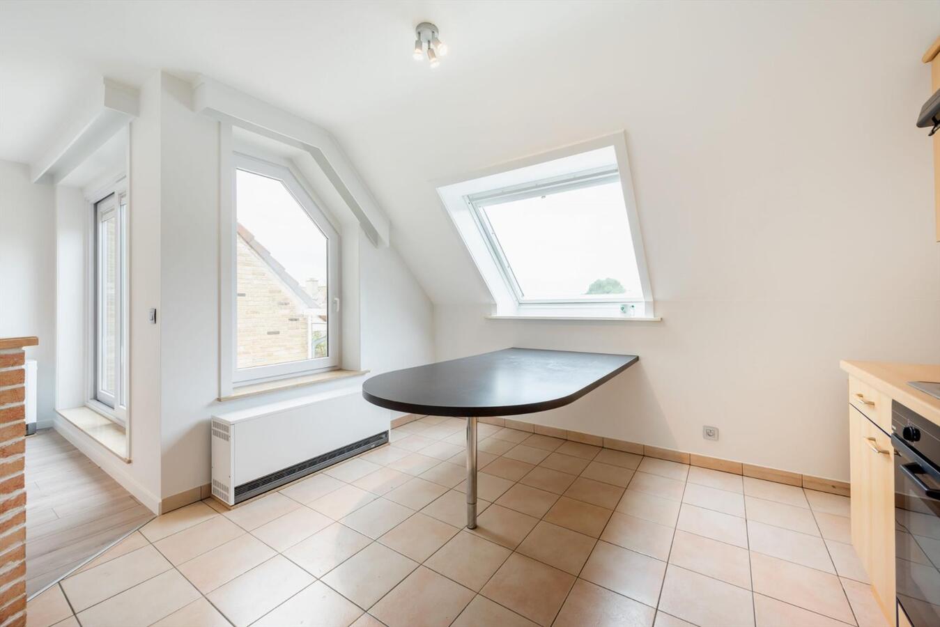Ruim zonnig duplexappartement met 3 slaapkamers en panoramische vergezichten 