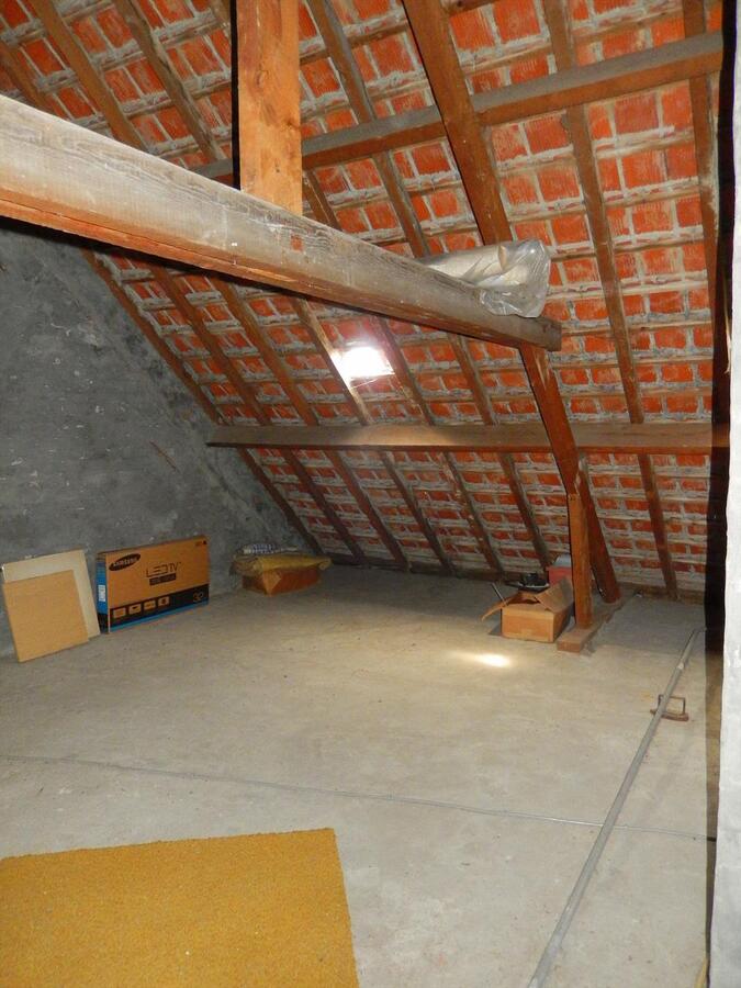 Ruime woning met veel potentieel 