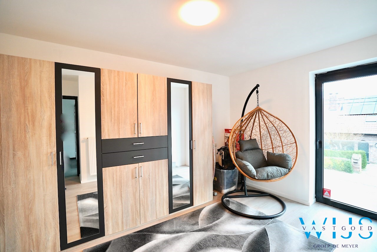 Instapklaar &amp; energiezuinig woonhuis te Zelzate ! 