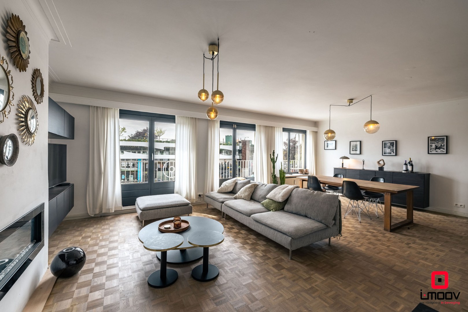 Ruim en lichtrijk appartement met terras en garage op topligging te Sint-Denijs-Westrem 
