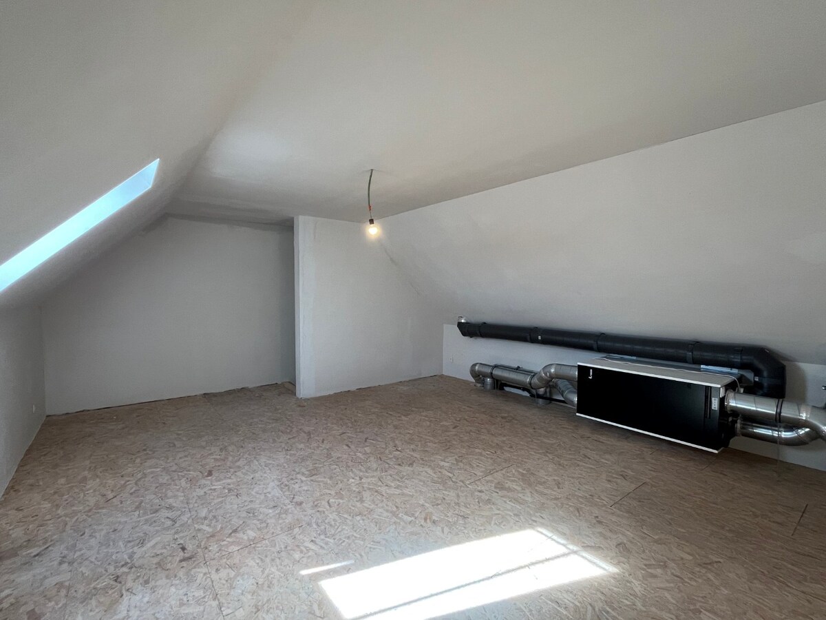 Nieuwbouwwoning in landelijke hoevestijl 