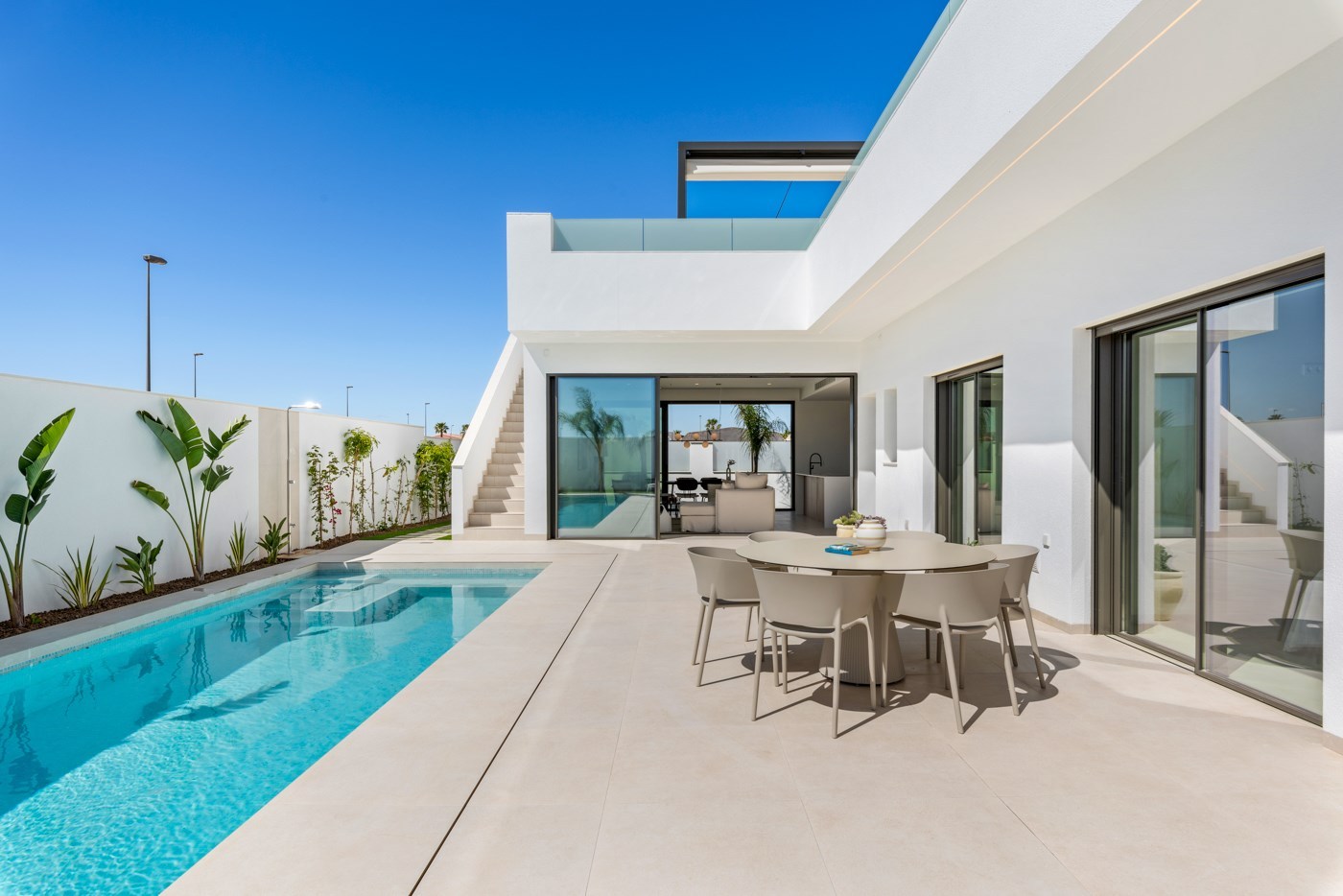 Nieuwbouw villa met 3 slaapkamers en privé zwembad  - Los Alcazares 