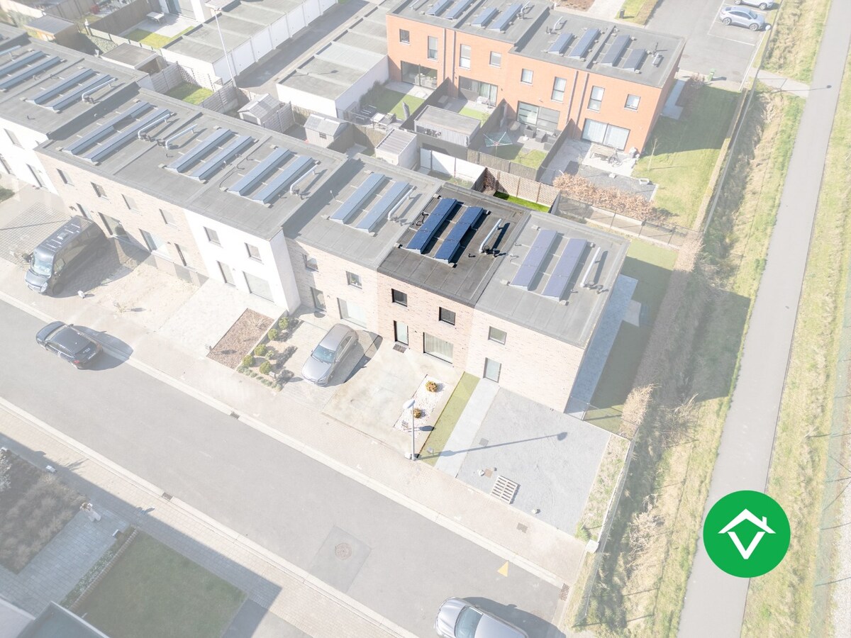 Instapklare woning met 3 slaapkamers en garage te Kortemark 