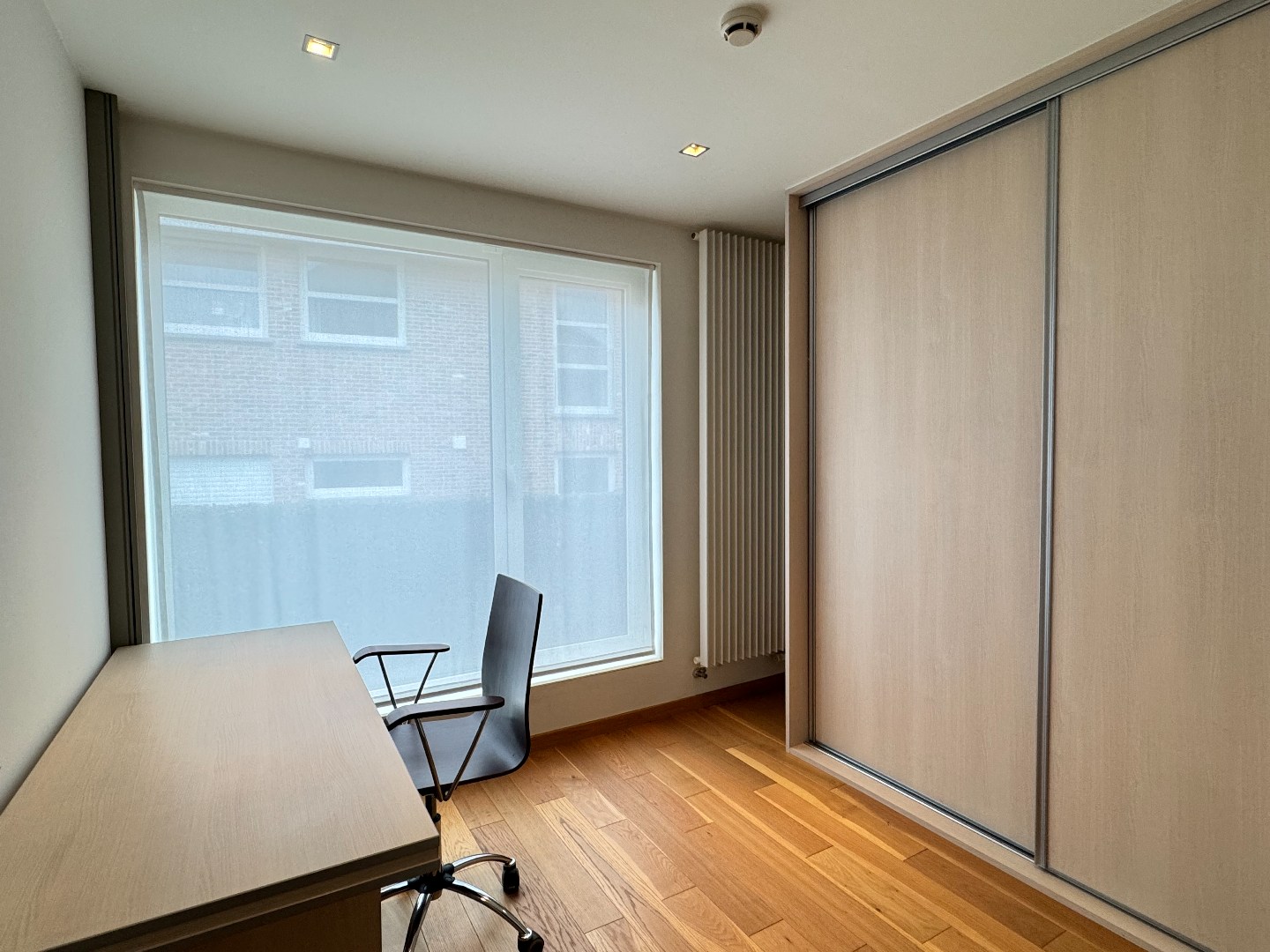 Stijlvolle villa op 909 m² met garage en afgesloten tuin 