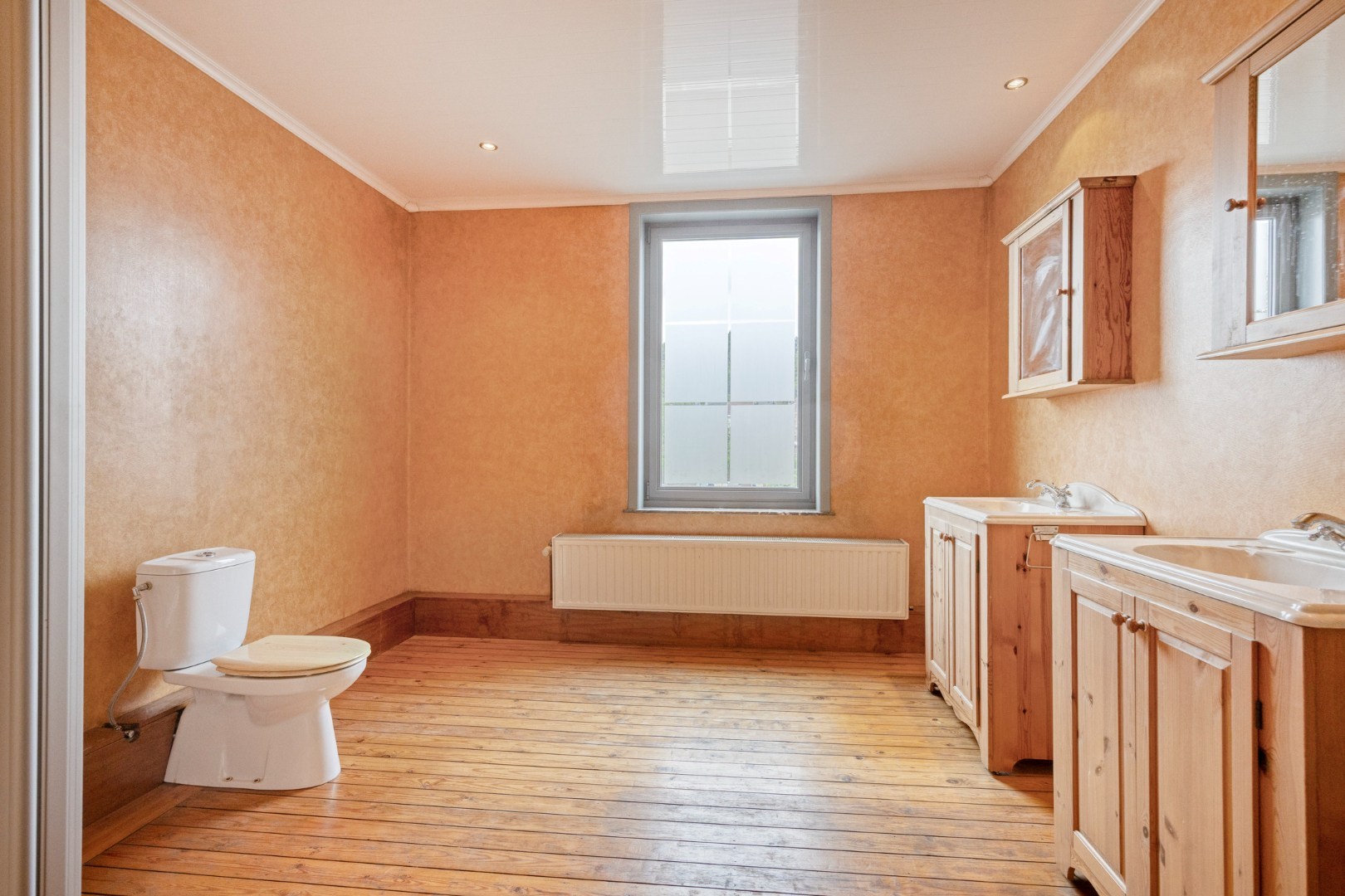 Ruime woning met kelder, zolder en tuin in Kessel-Lo! - EPC 443 kWh/m² - bewoonbare opp. 205 m² 